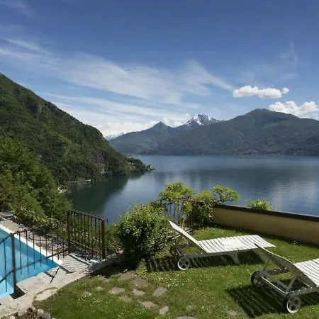 فيلة Sleeps 8 Pool *
